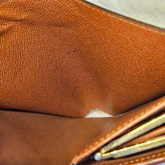 LV Monogram Kisslock Wallet - Picture 17 of 17